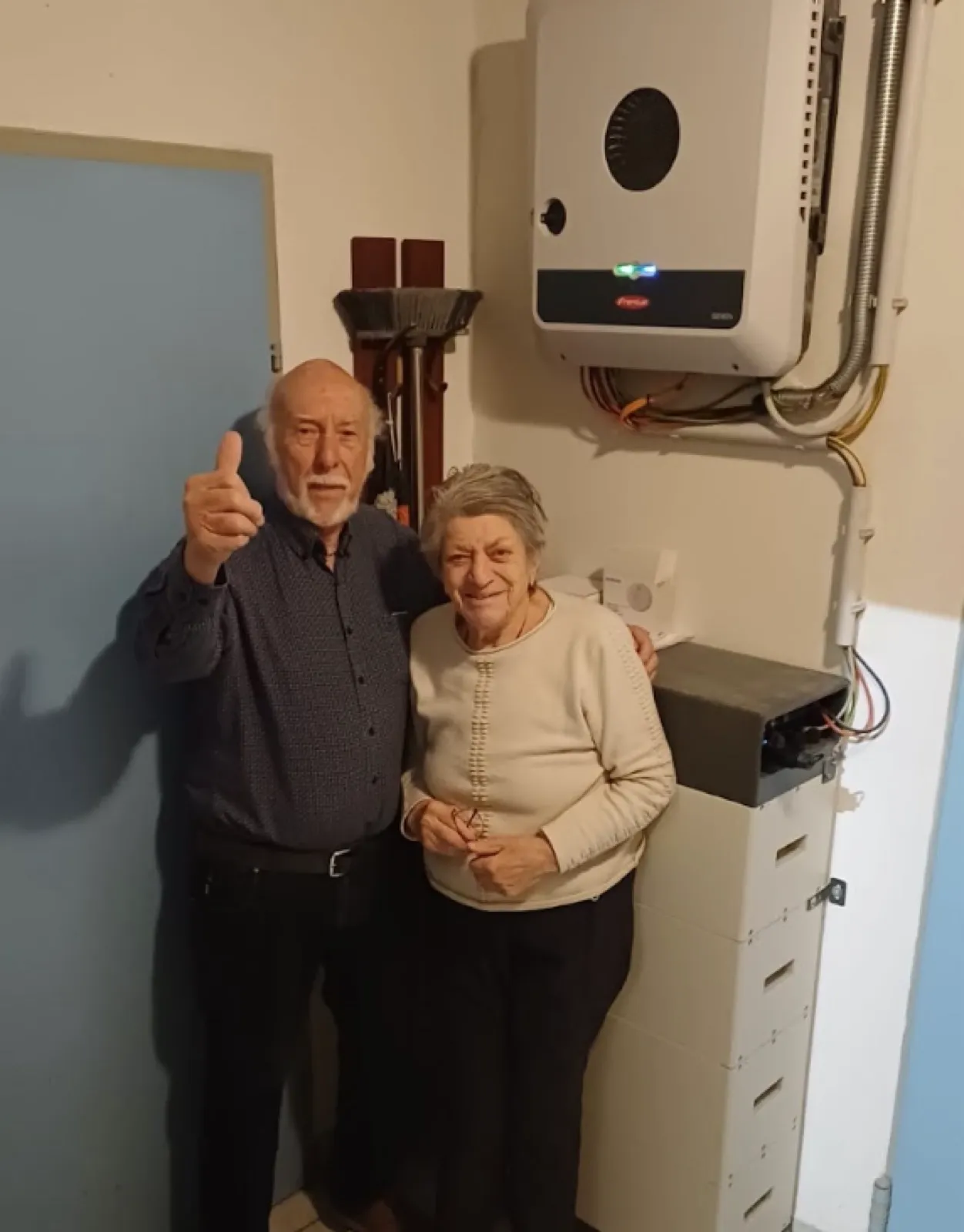 Wärmepumpe im Außenbereich, nach der Übergabe an die Kundschaft.