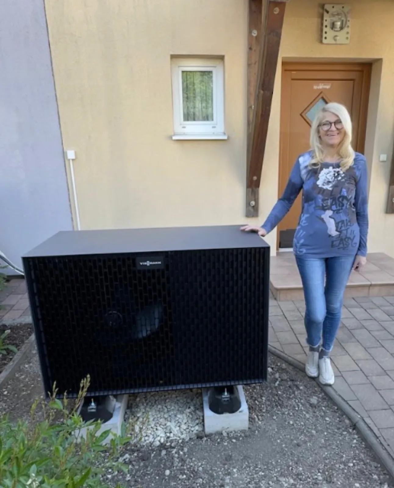 Wärmepumpe, installiert vom eigenen Heizma-Meisterbetrieb.