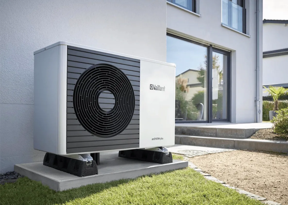 Vaillant aroTHERM plus: Preise, Test, Alternativen